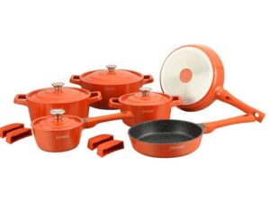 Batería de cocina naranja